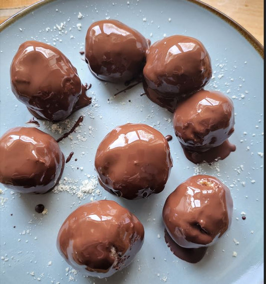 Engergy Balls For The Microbiome